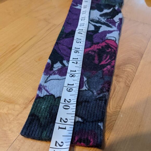 Ellen Tracy Merino wool pure floral sweater Medium - Picture 9 of 10